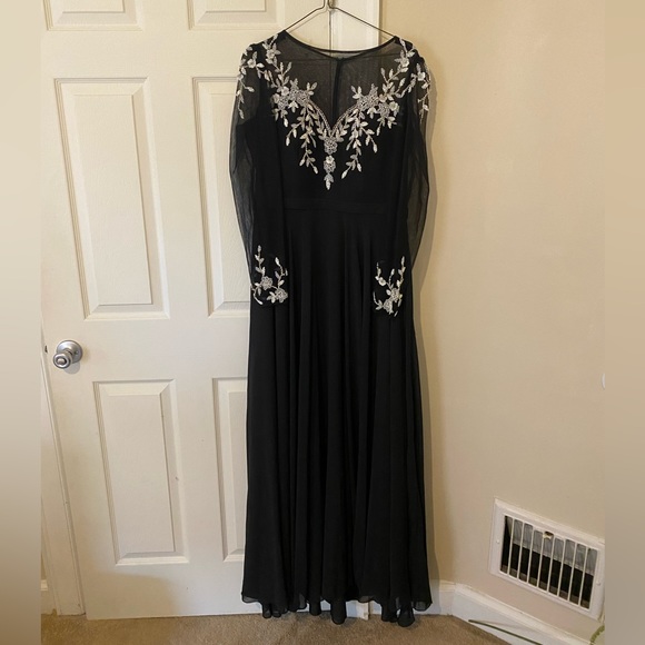 BASIX Full-Length Black Dress - Picture 4 of 8